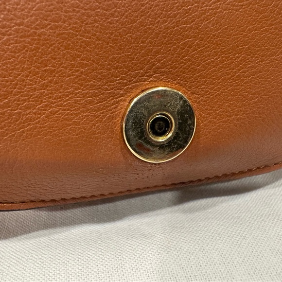 CUYANA Mini Saddle bag in CARAMEL Miele - Picture 13 of 15